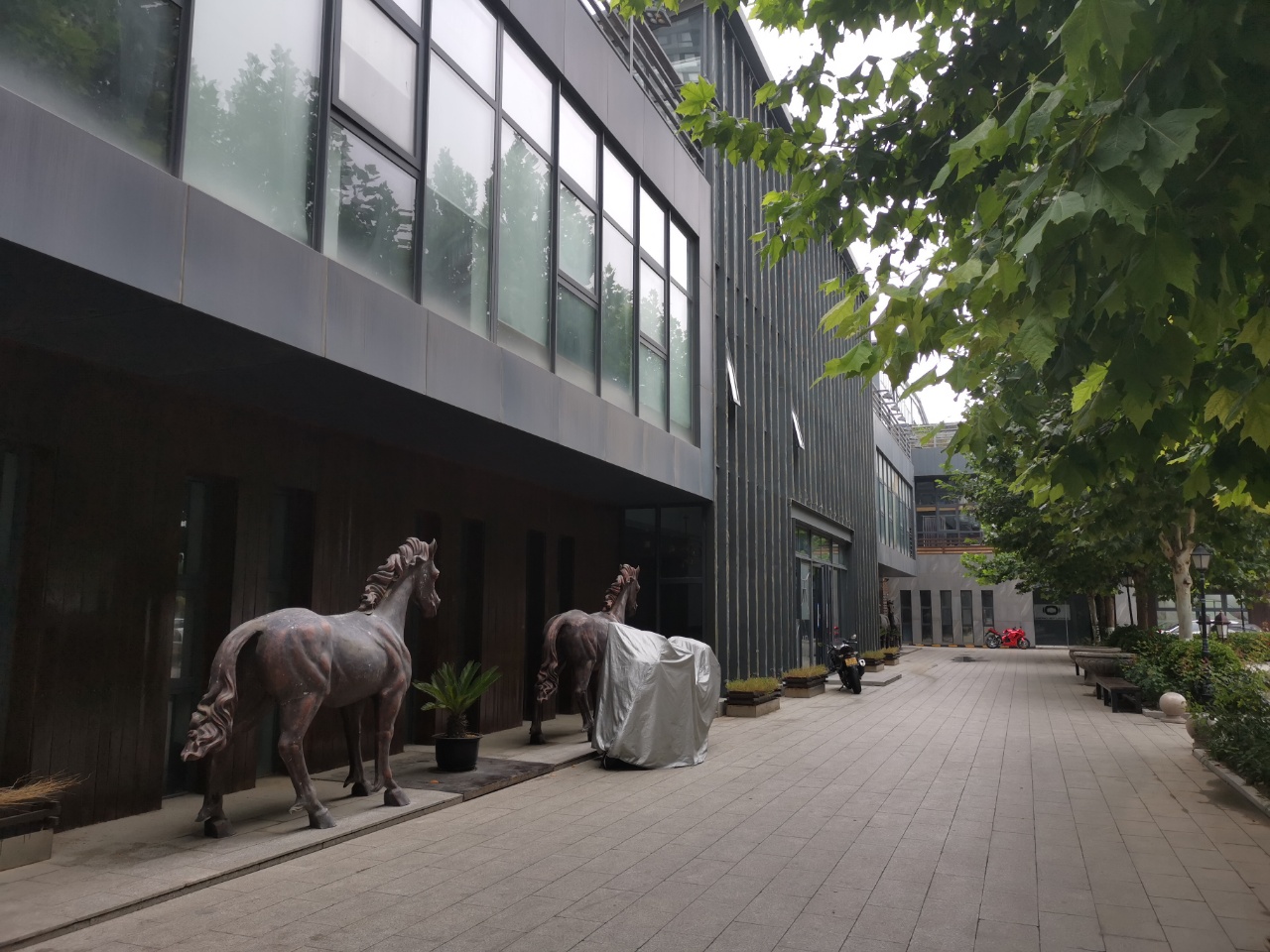 花园里文创园入口 